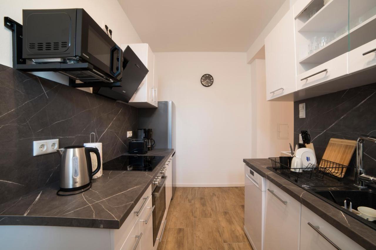 Schoene Ferienwohnung 78M2, 3 Schlafzimmer, 2 Baeder, Zentrumnah, 1Og Ερφούρτη Εξωτερικό φωτογραφία