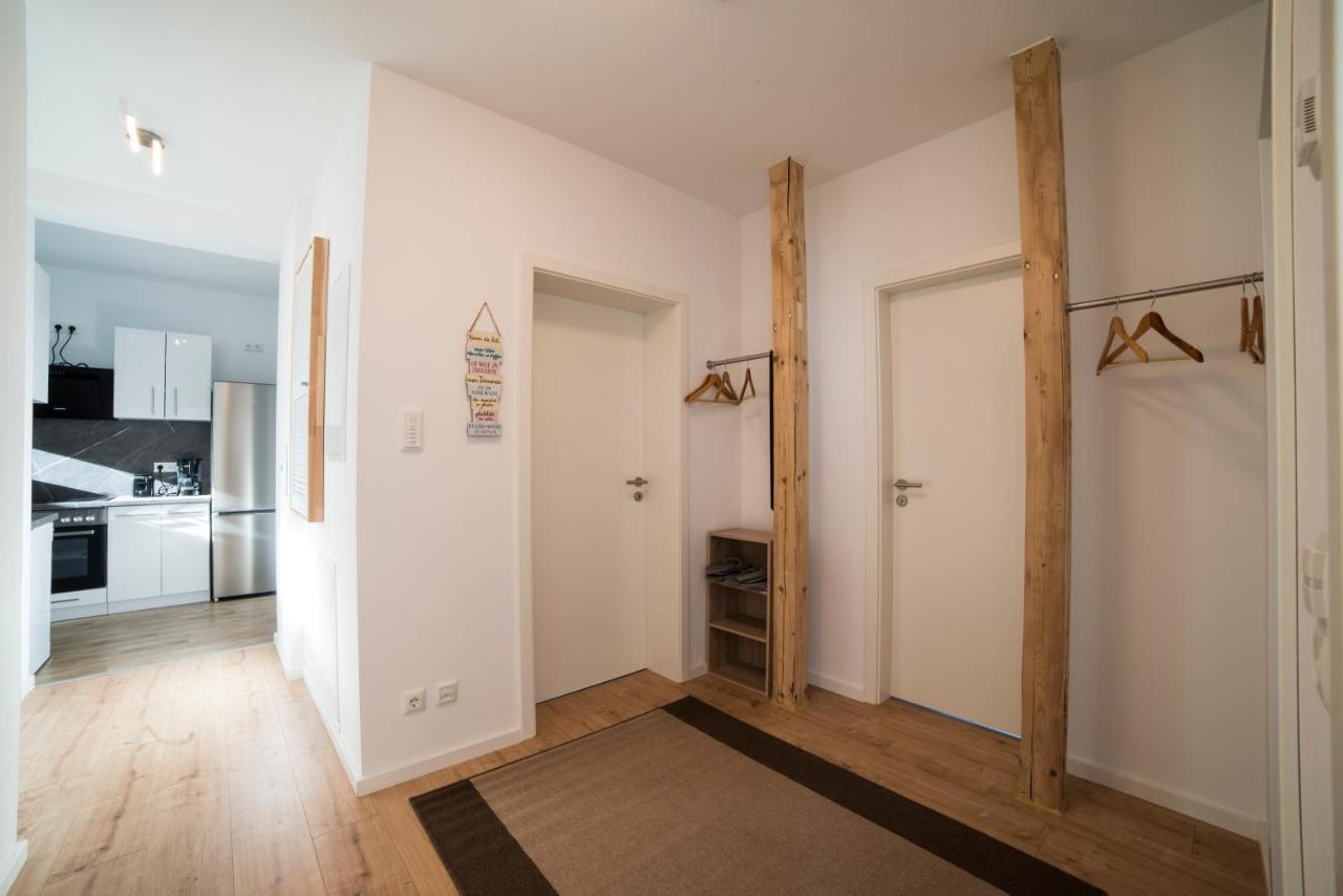 Schoene Ferienwohnung 78M2, 3 Schlafzimmer, 2 Baeder, Zentrumnah, 1Og Ερφούρτη Εξωτερικό φωτογραφία