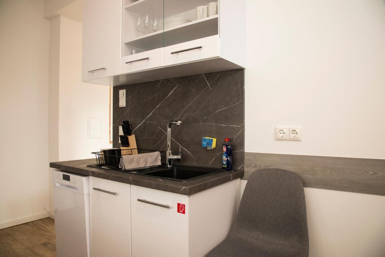 Schoene Ferienwohnung 78M2, 3 Schlafzimmer, 2 Baeder, Zentrumnah, 1Og Ερφούρτη Εξωτερικό φωτογραφία