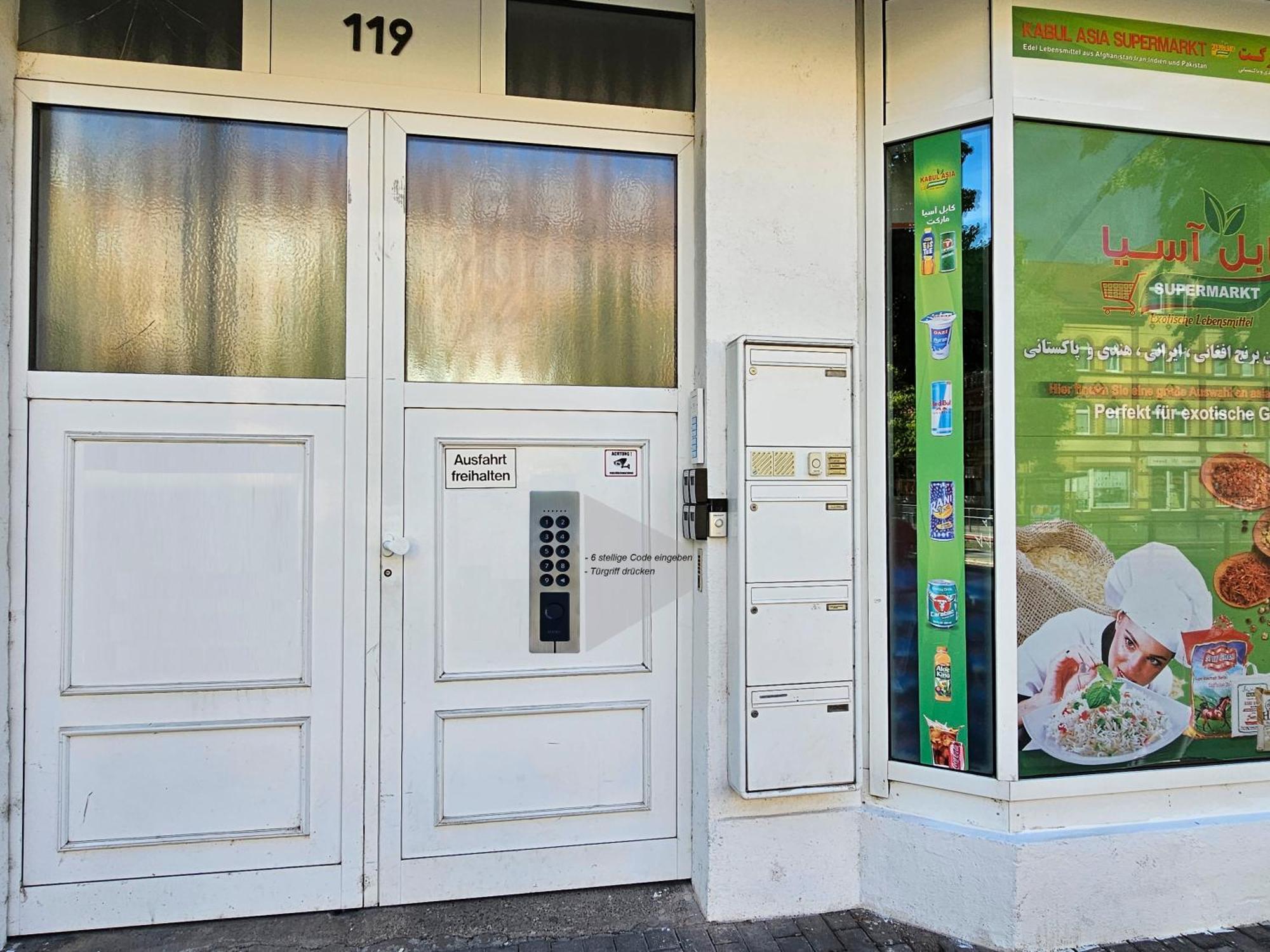 Schoene Ferienwohnung 78M2, 3 Schlafzimmer, 2 Baeder, Zentrumnah, 1Og Ερφούρτη Εξωτερικό φωτογραφία